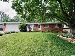 1429 W Buckingham Dr, Peoria, IL 61614