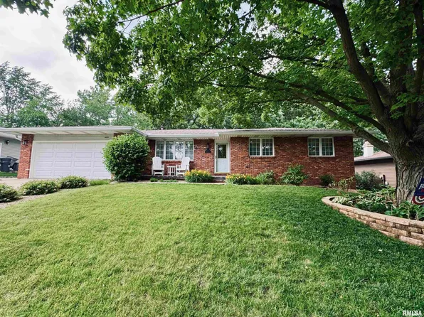 1429 W Buckingham Dr, Peoria, IL 61614