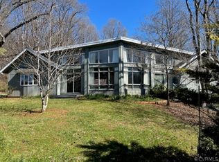 8658 Batesville Rd, Afton, VA 22920