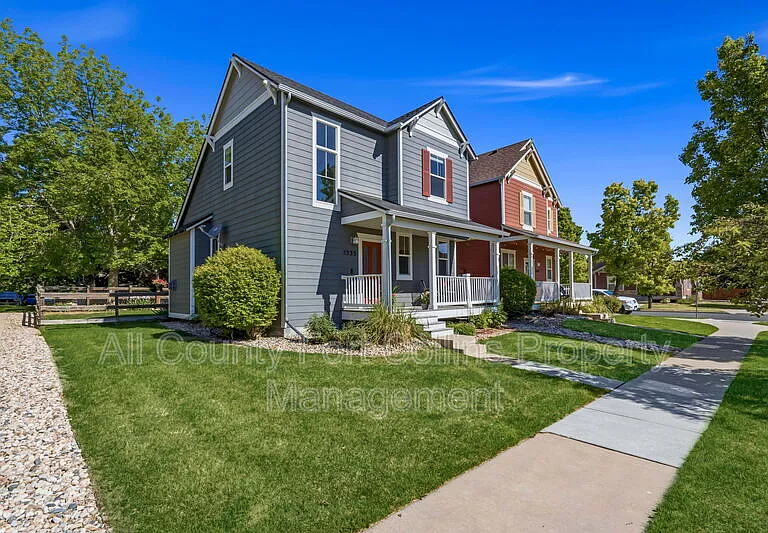 2333 Windrow Dr — Photo 2