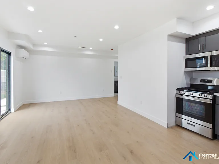 328 1/2 N La Fayette Park Pl #A — Photo 3