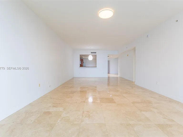 3330 NE 190th St #1112 — Photo 20