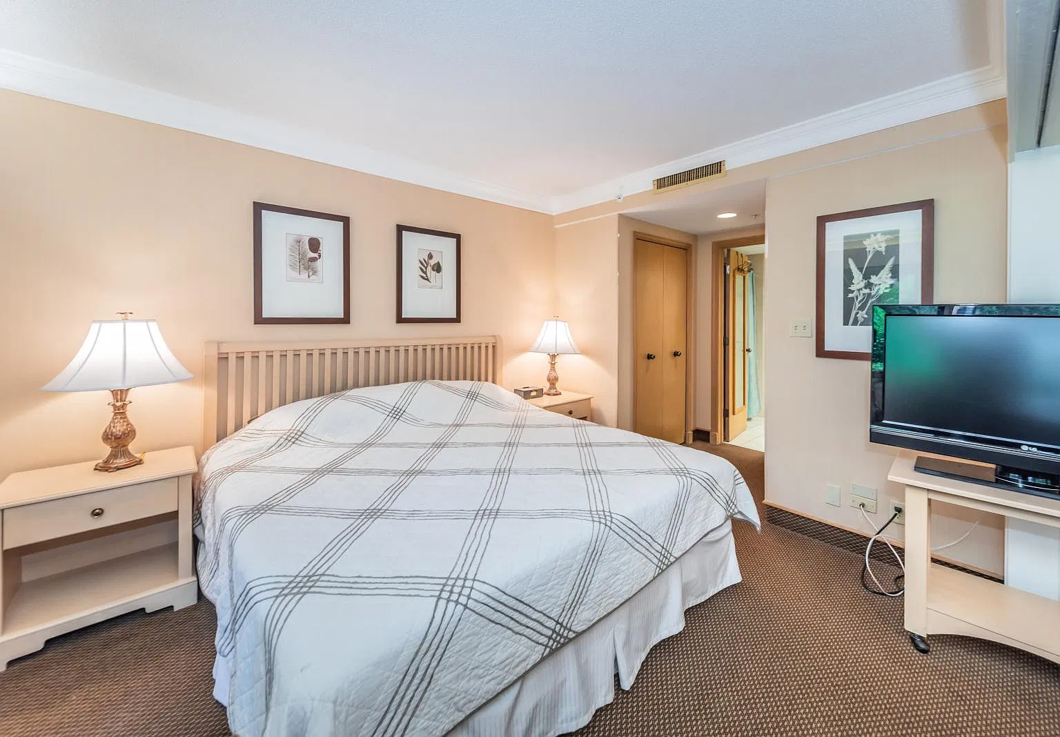 1 bed, 530 sqft, $1,450 — Photo 2