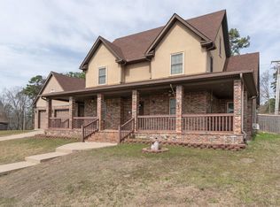 524 Scarlet Oaks Dr, Benton, AR 72019