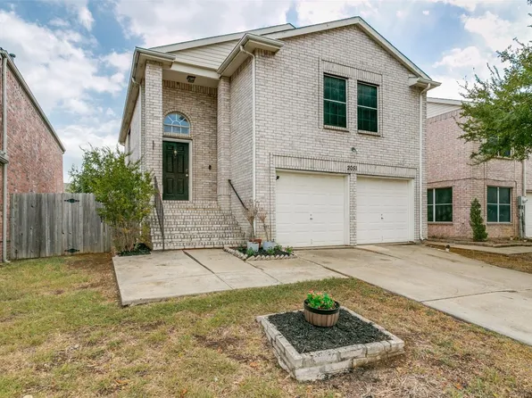 2051 Talon Dr, Lewisville, TX 75077