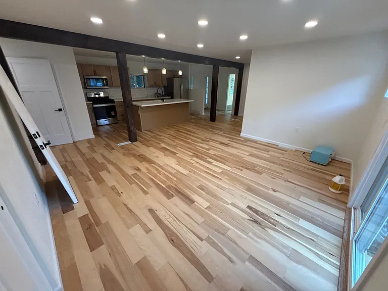 632 W Wisconsin Ave — Photo 5