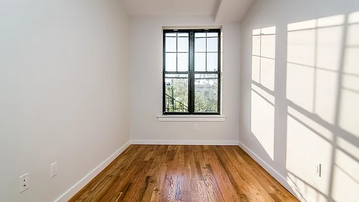 Rented by Nooklyn NYC LLC | media 15