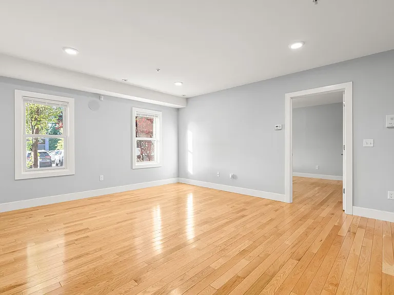157 Hancock St #2 — Photo 9