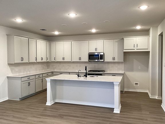 7th image of this home
