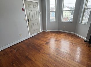 73 Hilldale Ave APT 6, Haverhill, MA 01832