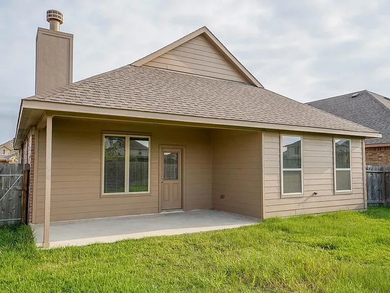18327 High Summit Ln — Photo 32