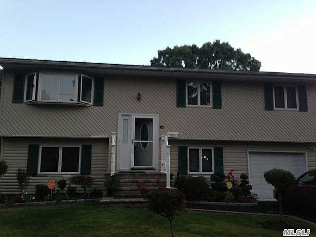 1st image of 130 W 4th St