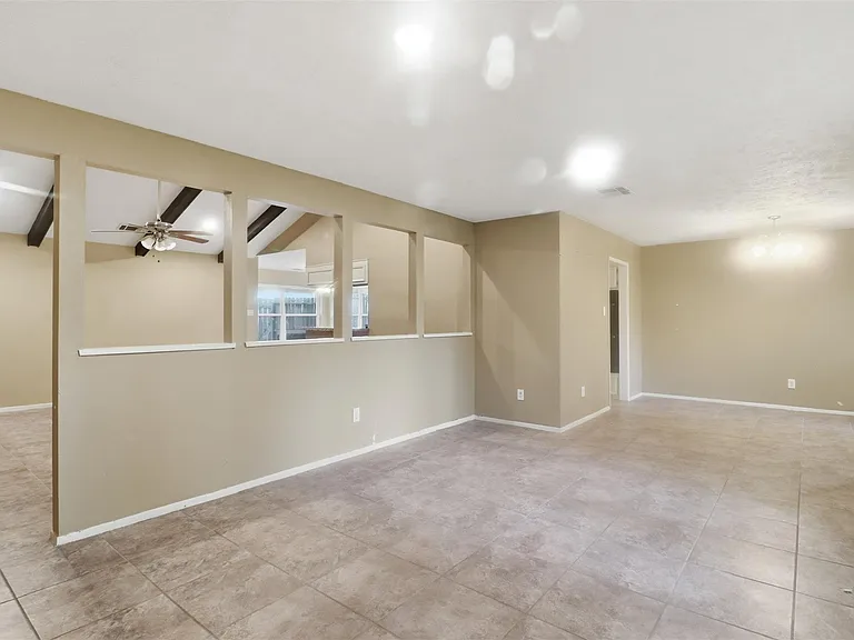 21131 Park Brook Dr — Photo 3