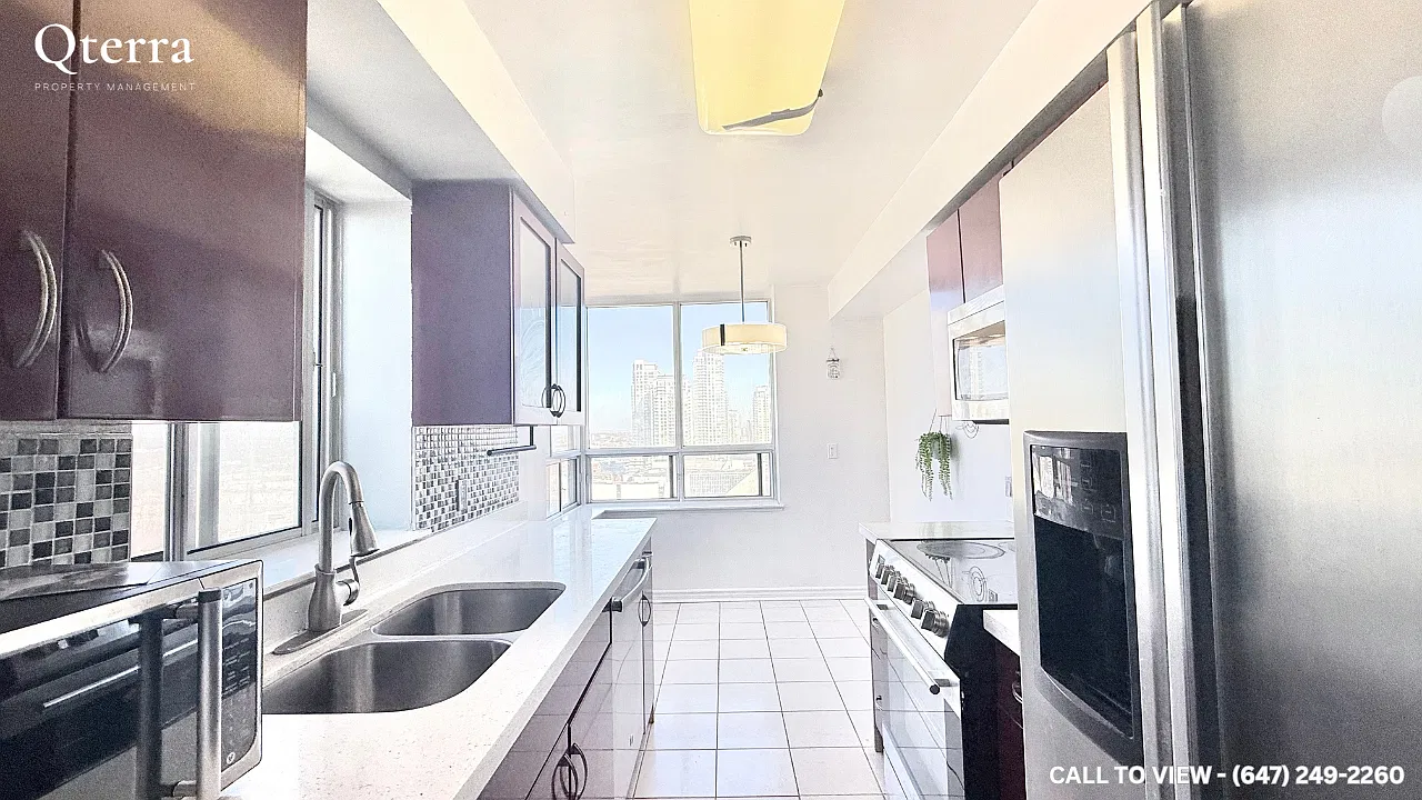 3 bed, 1350 sqft, $2,995 — Photo 4