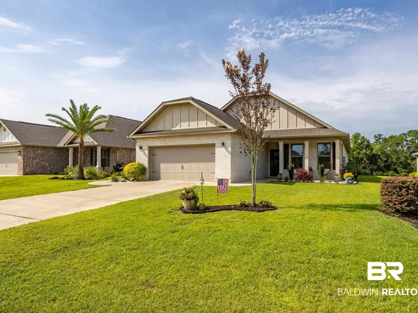9610 Lakeview Dr, Foley, AL 36535
