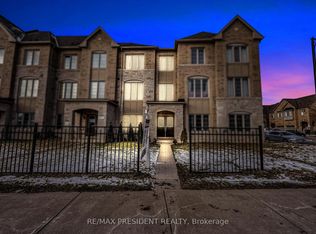 8575 Financial Dr, Brampton, ON L6Y6C4