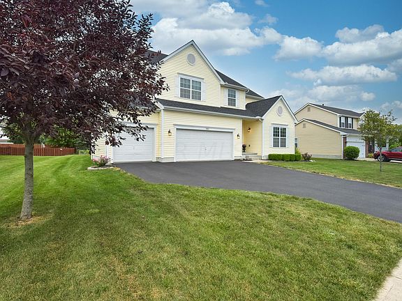 3rd image of 3662 Lydias Ct