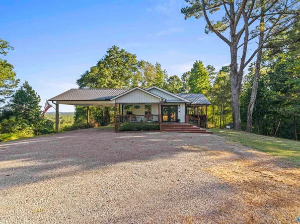 135 County Road 672, Hanceville, AL 35077