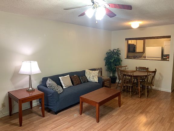5th image of 1390 Hunters Rd APT G