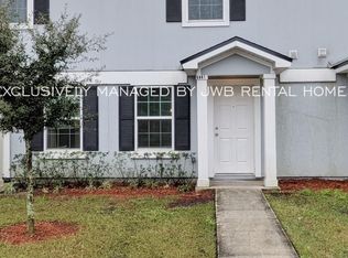 8441 McGirts Village Ln, Jacksonville, FL 32210