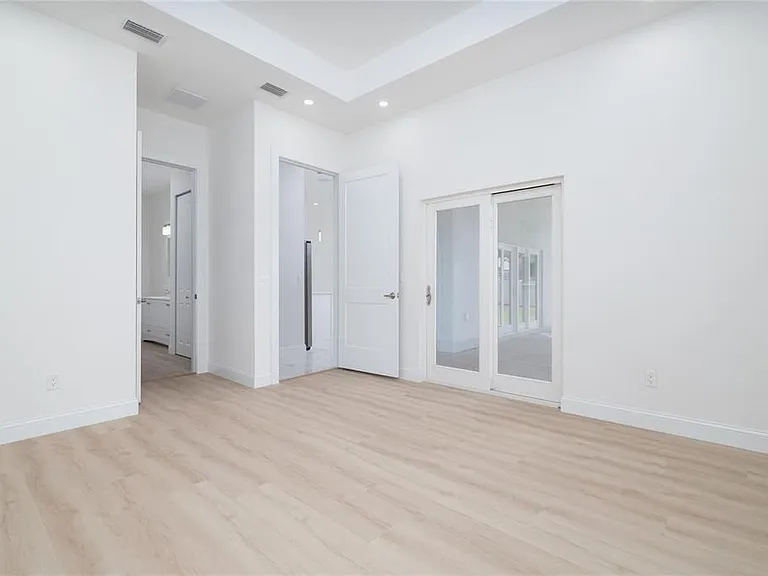9 Watkins Pl — Photo 15