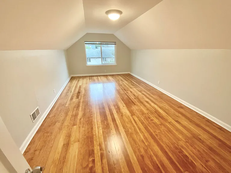 3925 SE Boise St — Photo 14
