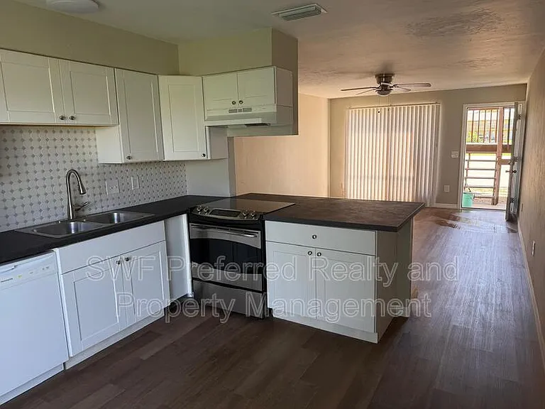 4613 Skyline Blvd #2 — Photo 11