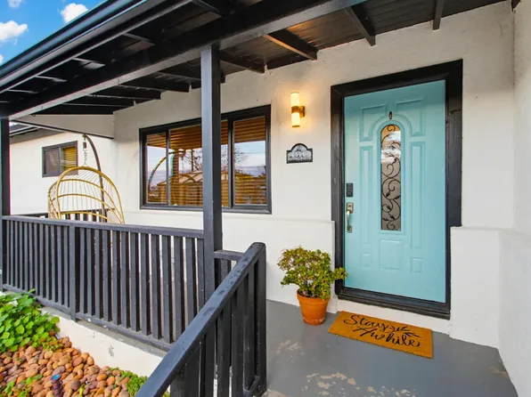 1418 Marshall St, Oceanside, CA 92054