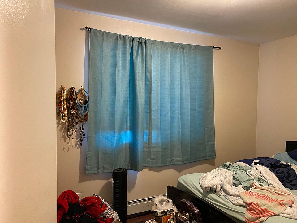 1st image of 4900 Knox Ave N APT 2