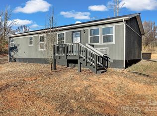 24 Buck Ridge Dr, Marion, NC 28752