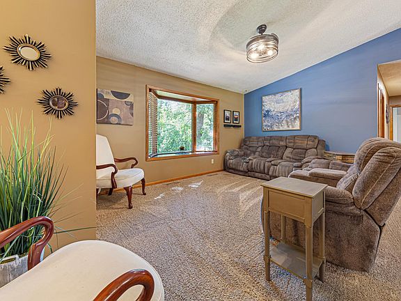 5th image of 13850 Fox Lake Trl