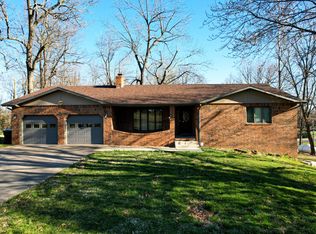 1442 McVey St, Mount Vernon, MO 65712