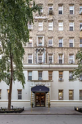 Sold by Compass | media 18