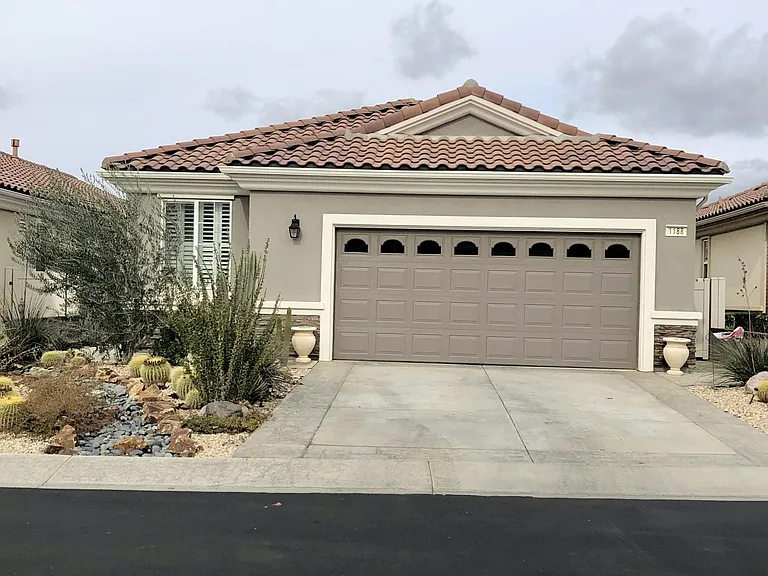 1188 Cliffrose Way — Photo 1