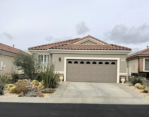 1188 Cliffrose Way Photo 1