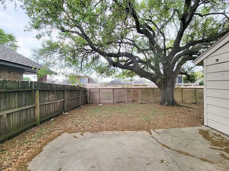 2710 Quail Creek Dr — Photo 45