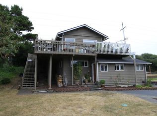 1010 Chester Ave, Grayland, WA 98547