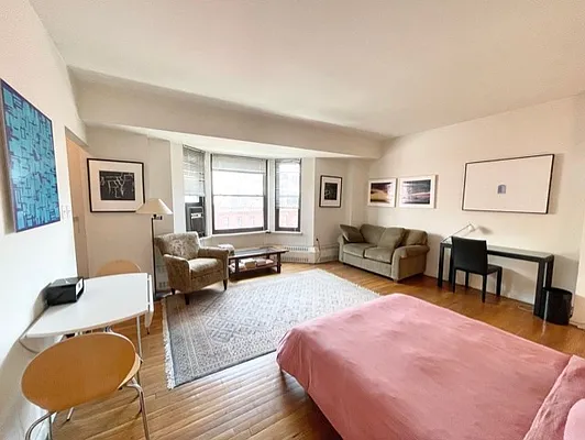 Rented by Corcoran | media 2