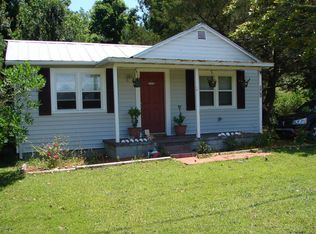 891 Queens Creek Rd, Hubert, NC 28539