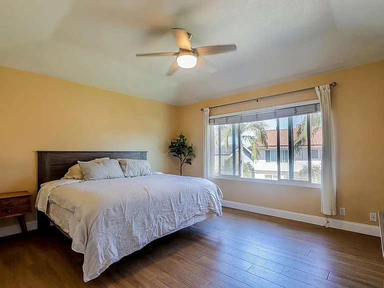 25051 Katie Ave — Photo 18