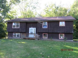 45 Wingate Dr, Rochester, NY 14624