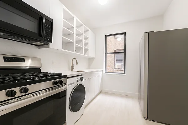 Rented by Sovereign Associates | media 3