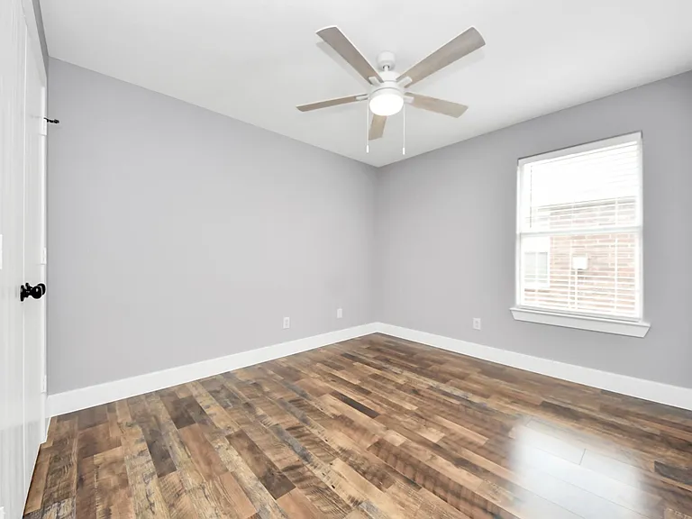24027 Pinecreek Point — Photo 31