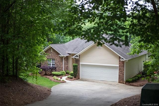 1st image of 3601 Lake Bluff Dr