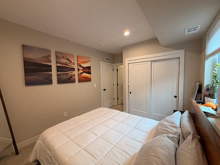 2728 N Clay St — Photo 8