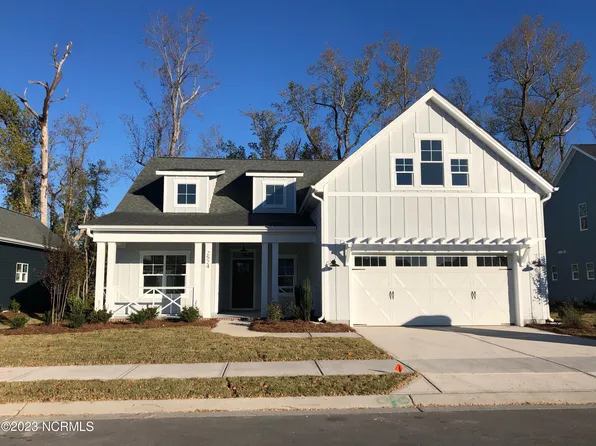 2524 Lakeside Circle, Wilmington, NC 28401