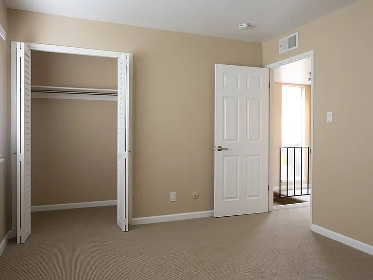 2525 Sir Francis Drake Blvd — Photo 6