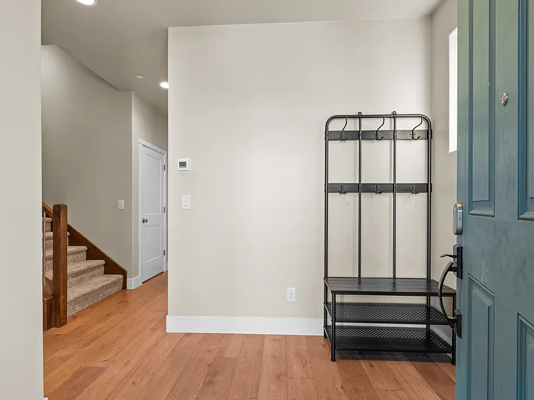 3218 Crane Ln — Photo 5