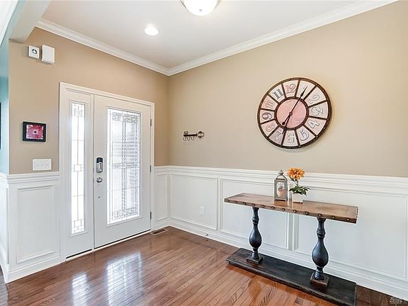 3rd image of 4910 Crooked River Ct