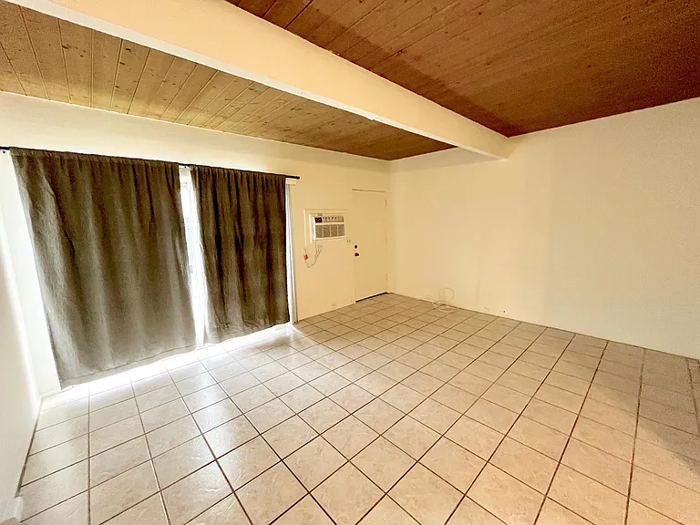 1900 E Baristo Rd #6 — Photo 7